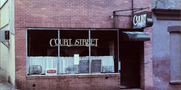 Court Street Restaurant & Bar — photo 6