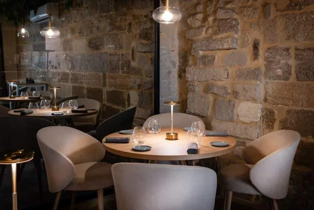 Ineffable, Avignon