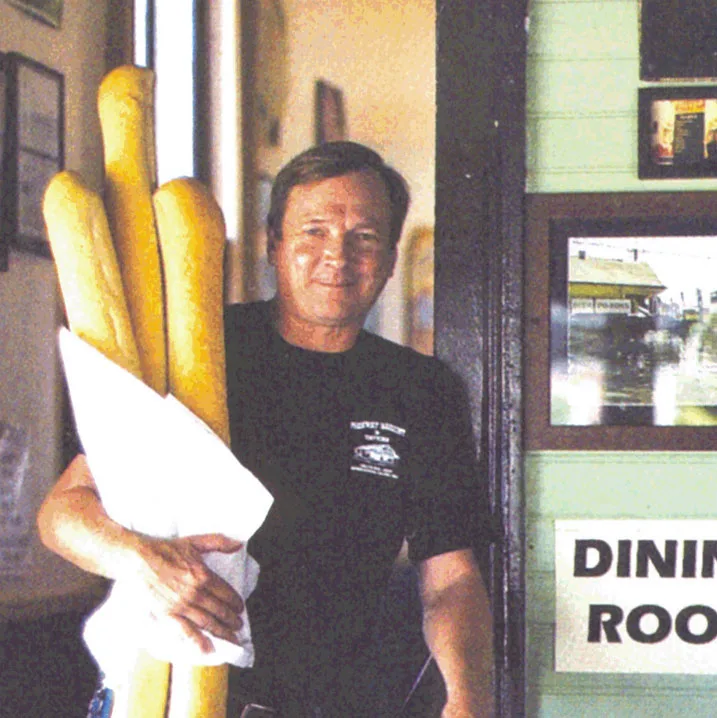 Parkway Bakery & Tavern — photo 9