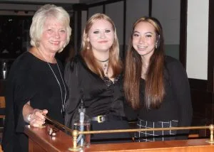 Carvers Steaks & Chops — photo 8