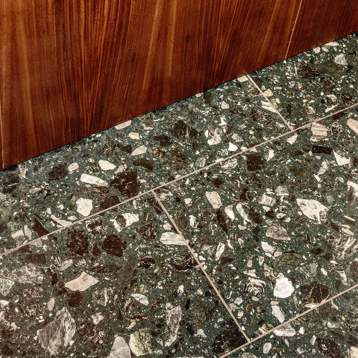 Note — photo 8