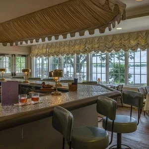 The Commodore - A Bartolotta Restaurant — photo 12