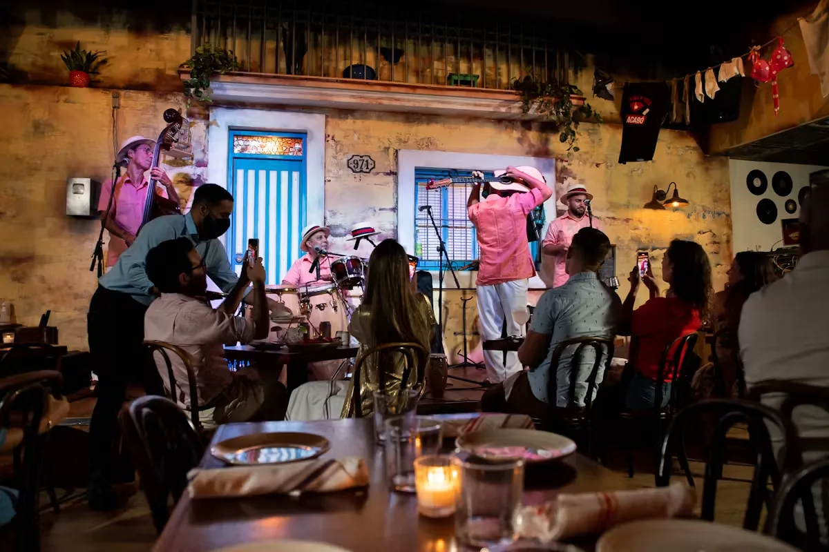 Cafe La Trova — photo 20