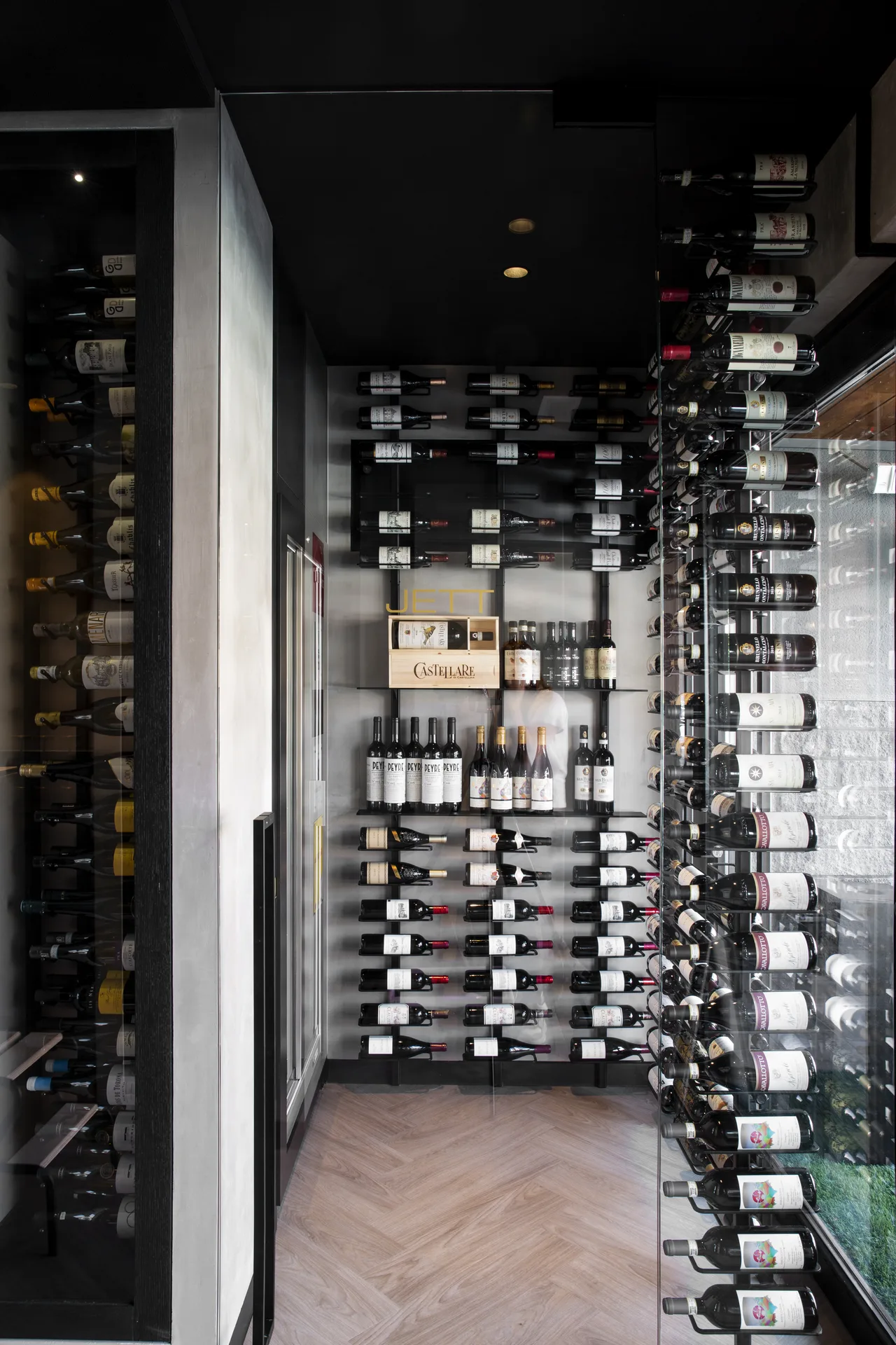 Resto JETT — photo 31
