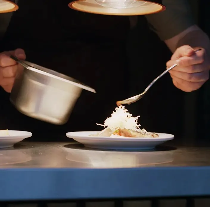 Pelusa — kitchen
