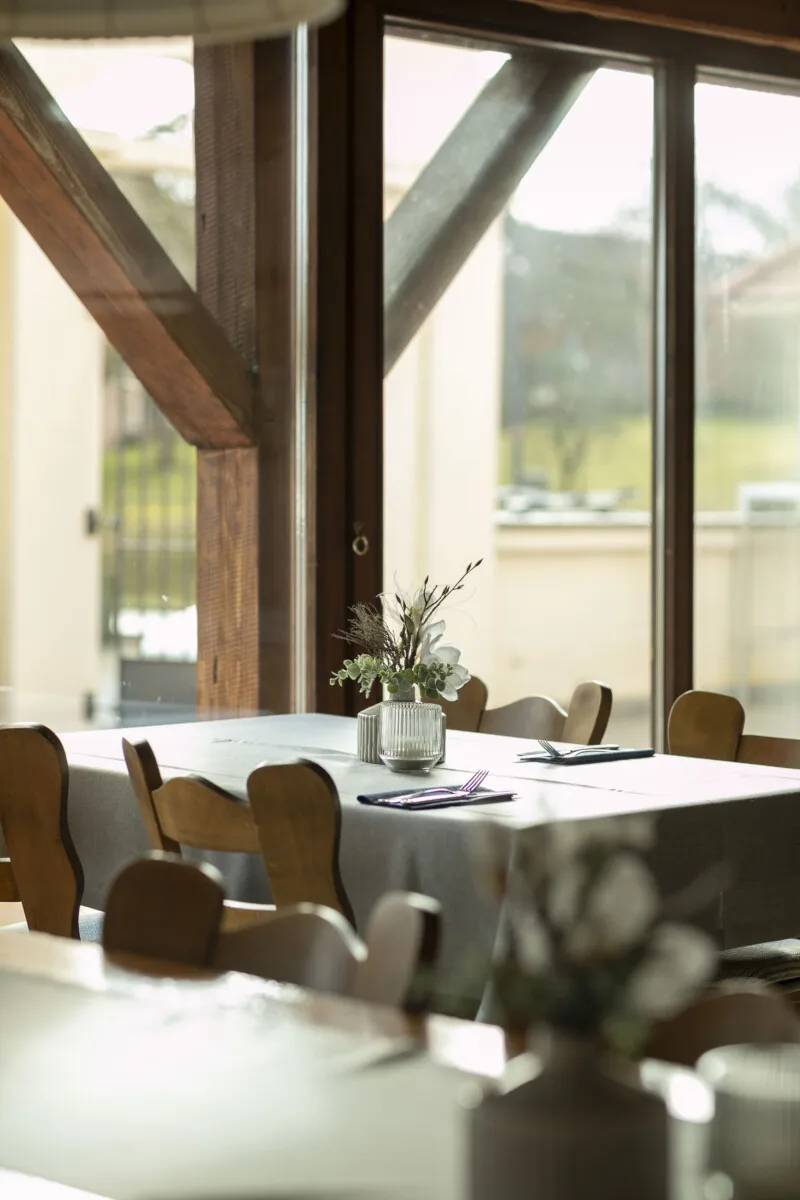 Der Alte Saal im Gasthaus Hummel — atmosphere