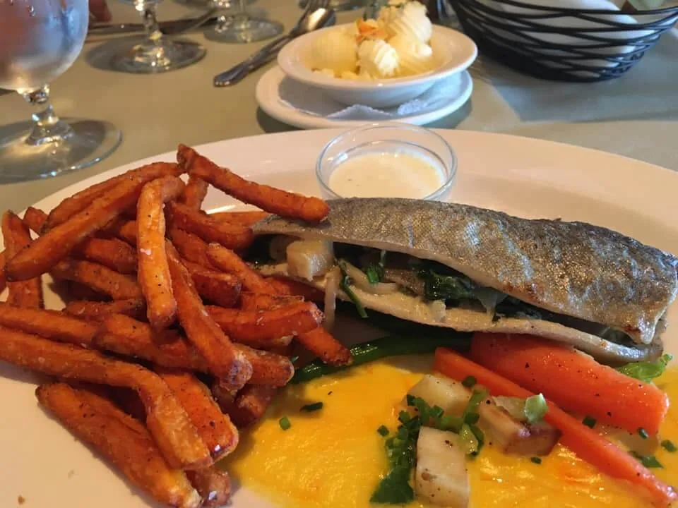 The Oyster Bar on Chuckanut Drive — photo 9