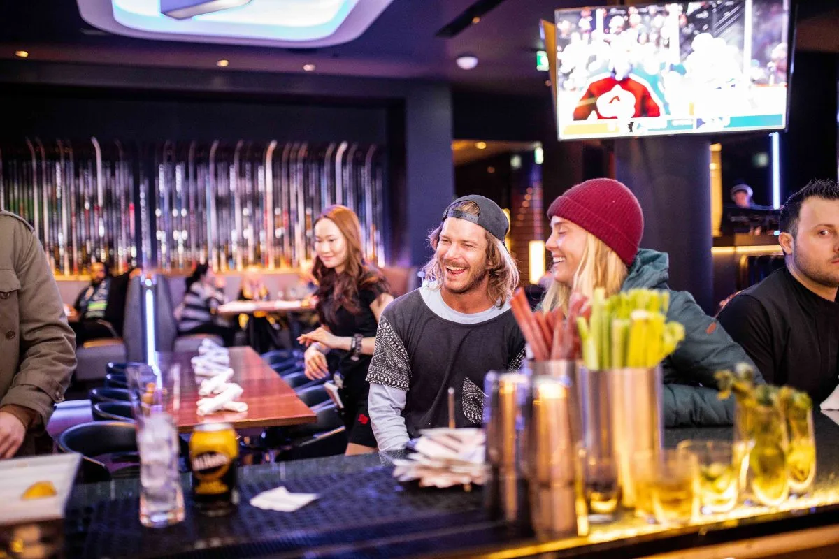 The SportsBar LIVE! at Rogers Arena — photo 17