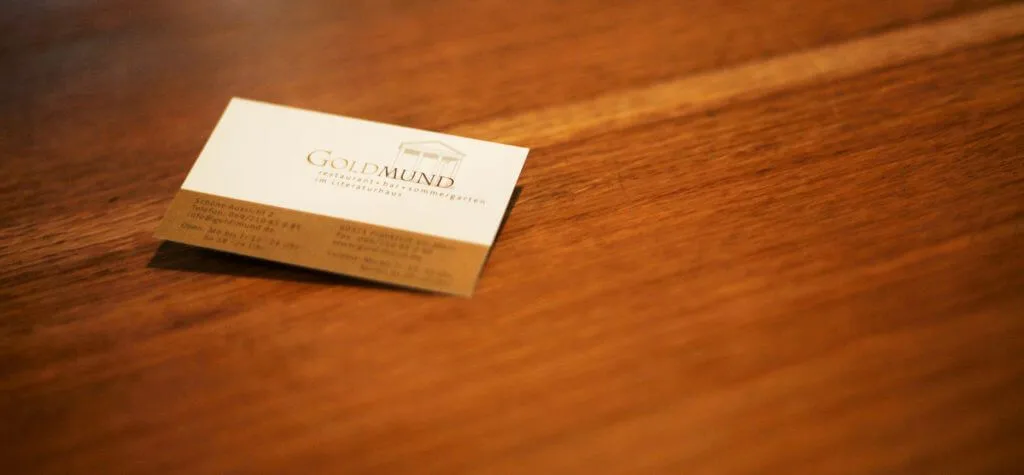Goldmund — atmosphere