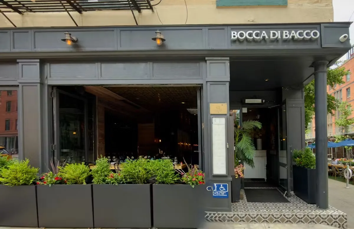 Bocca di Bacco — atmosphere