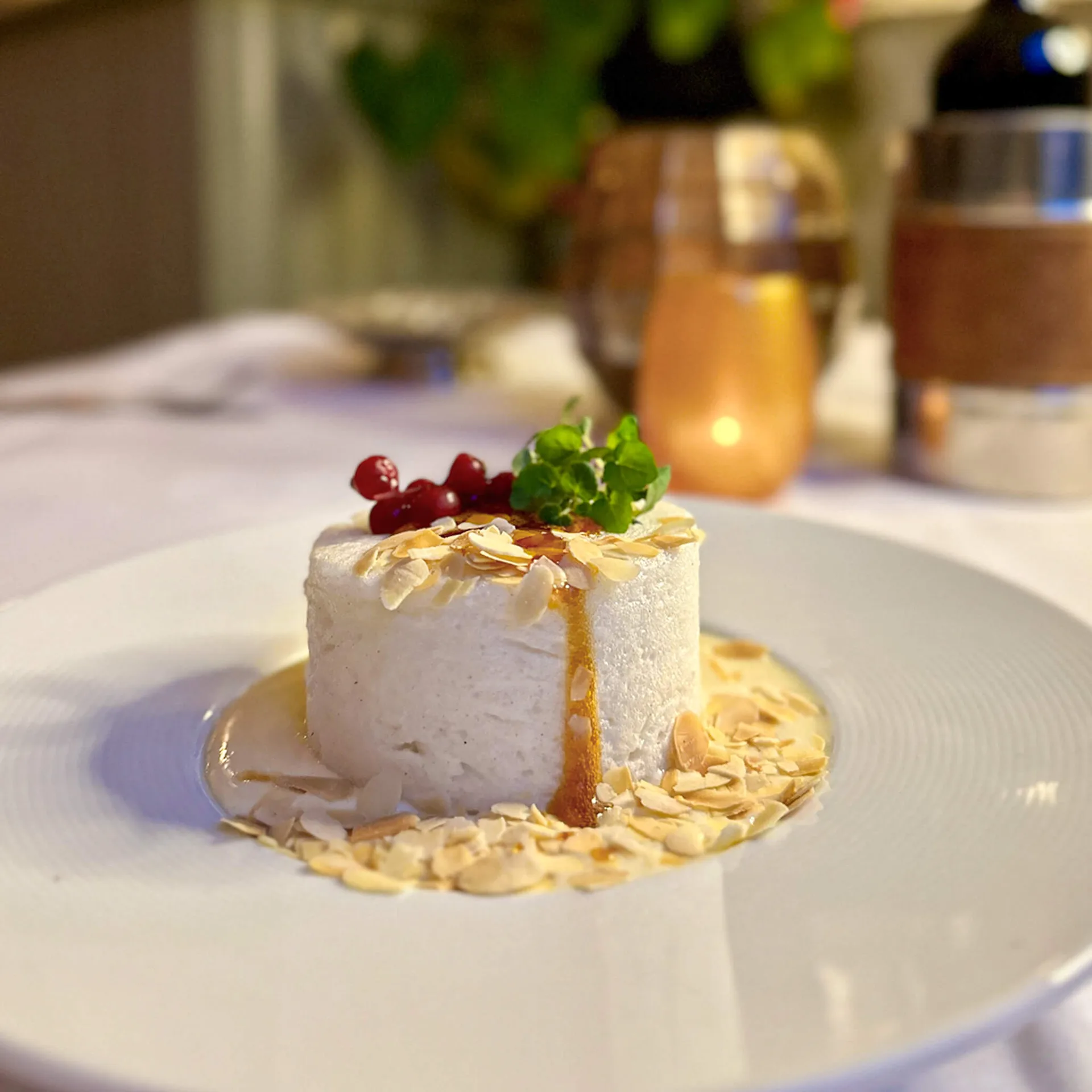 Bistro La Cloche — photo 14