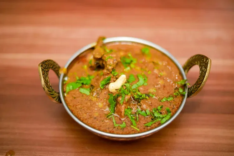 Vij's — food