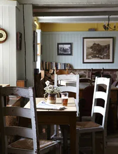 The Gurnard's Head — atmosphere