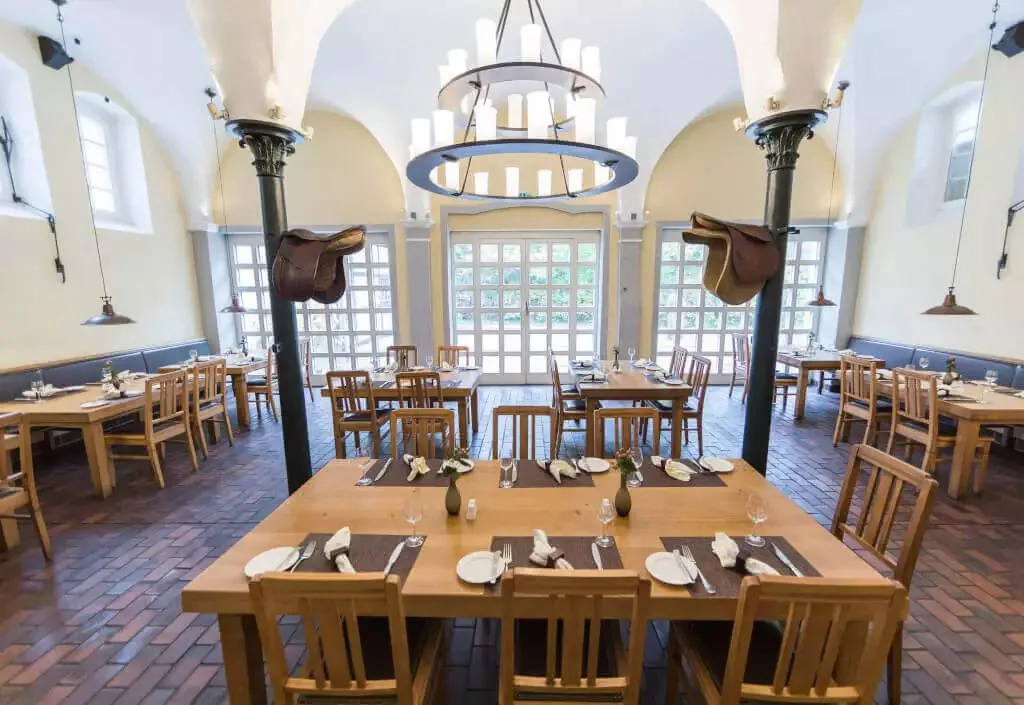 Caspar’s Restaurant — photo 36