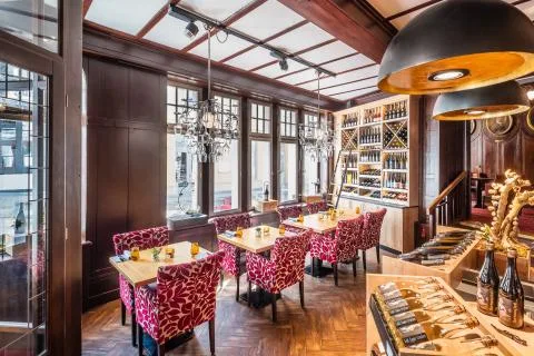 Weinbistro "George" — atmosphere
