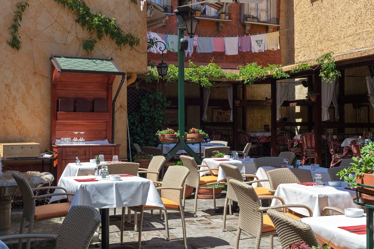 RESTORAN PIZZERIA BELLA NAPOLI KOD GARIĆA — photo 44