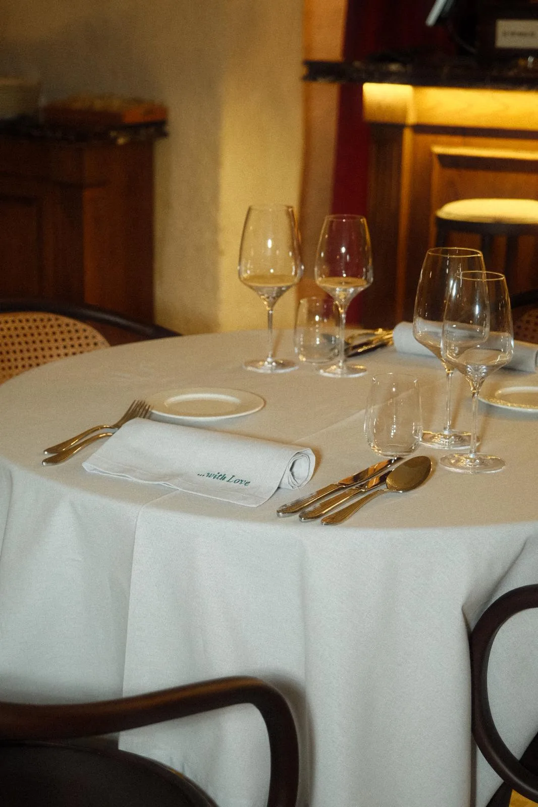 Moniq Restaurant — atmosphere