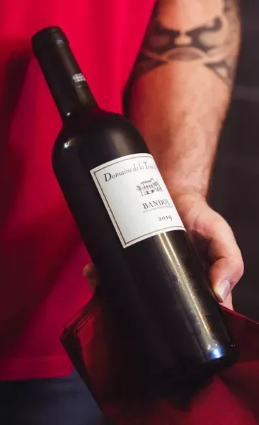 Au Clair de la Vigne — drink