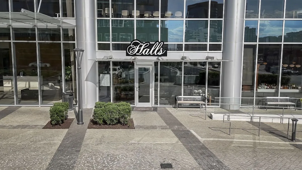 Halls Chophouse — photo 7