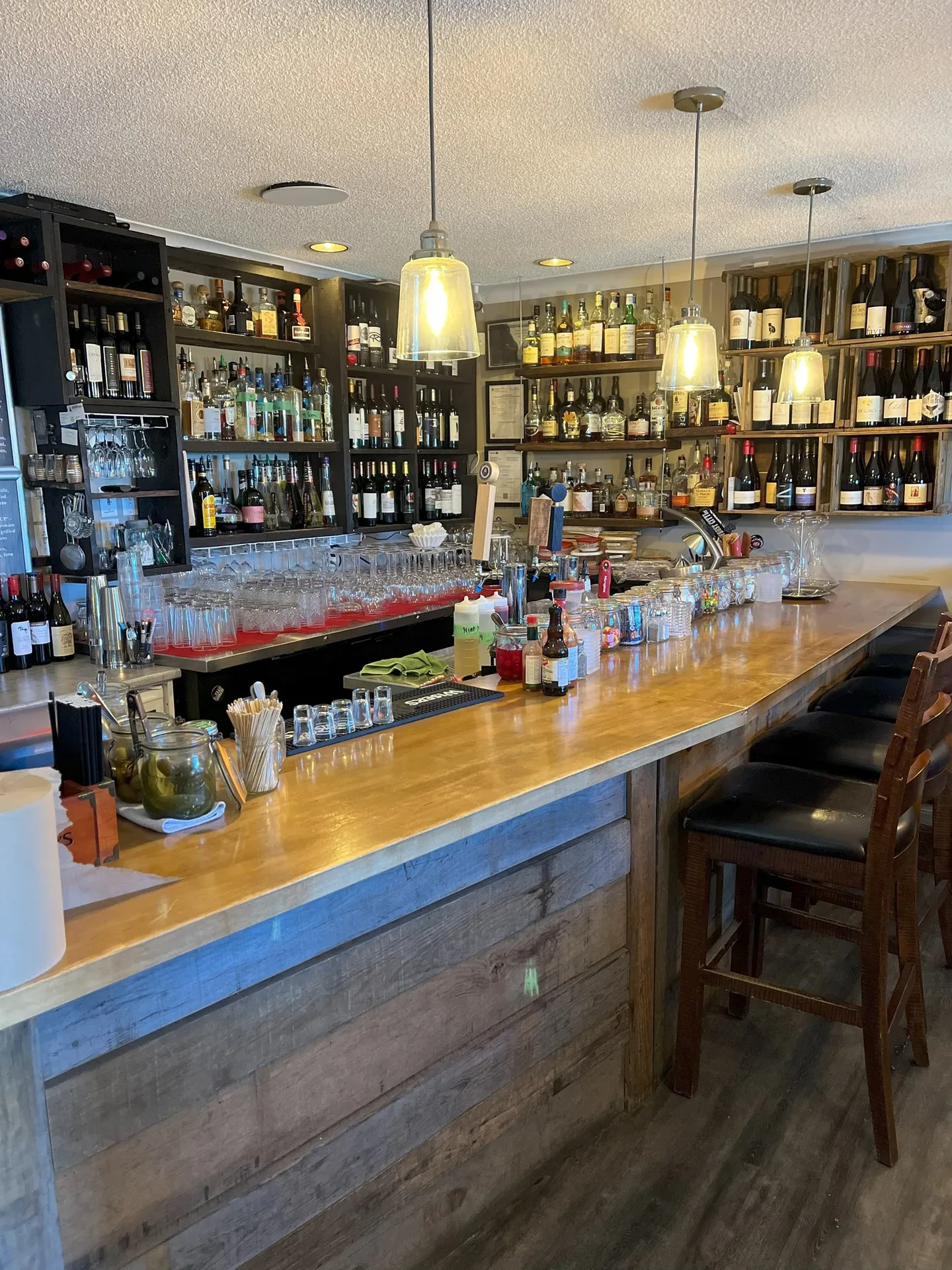 1886 Lake House Bistro — photo 24