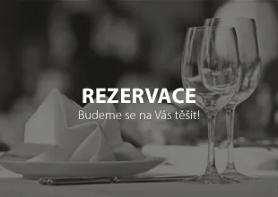 Žlutá ponorka Poetic Cocktail bar & Restaurant — atmosphere