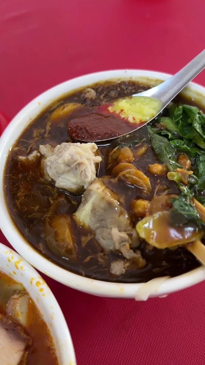 Green House Prawn Mee & Loh Mee (223 Jalan Burma) — photo 5
