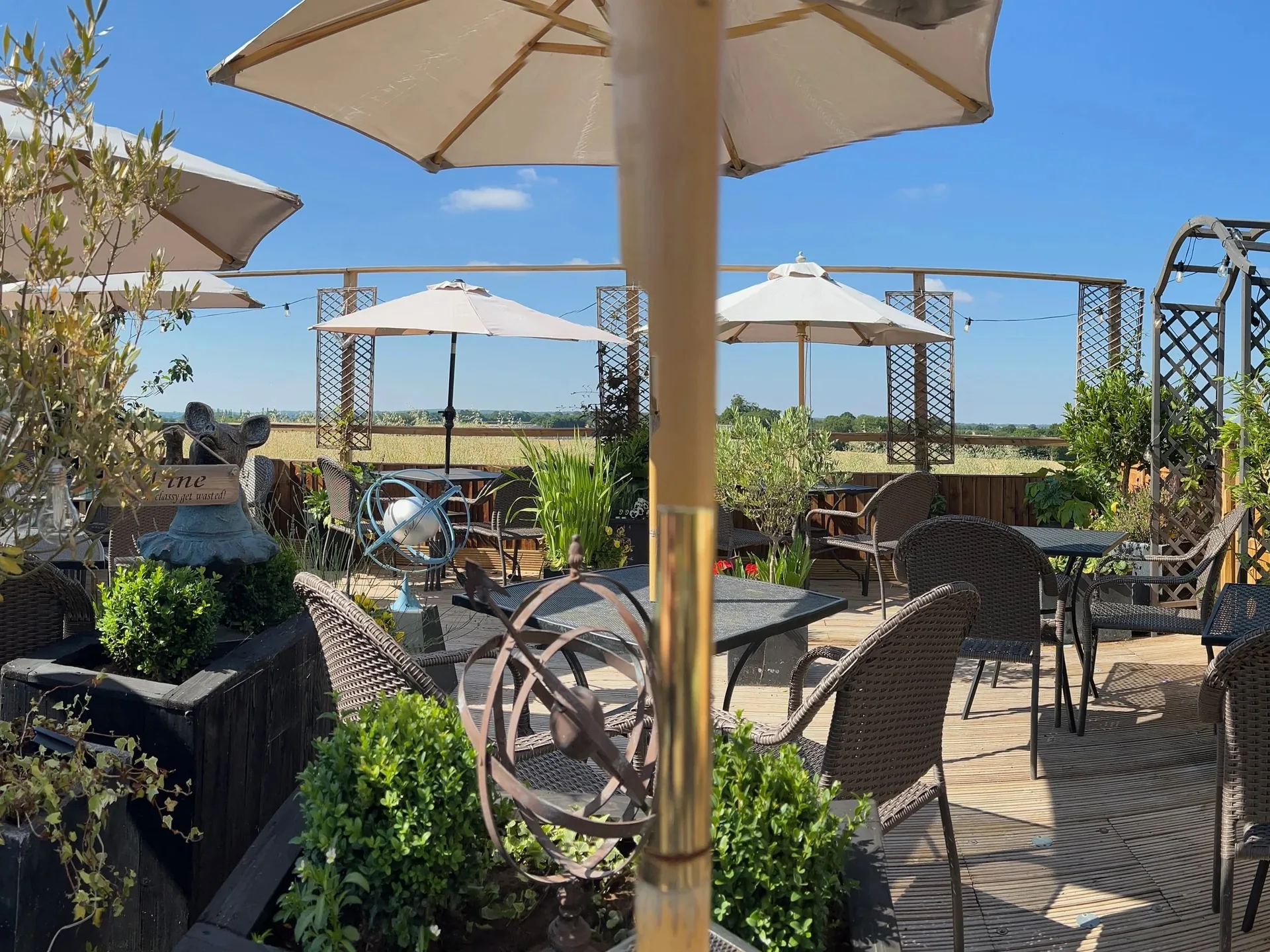 Pig & Whistle Restaurant — photo 102