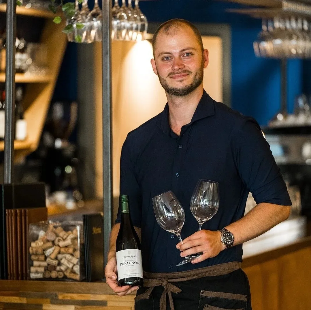 Bistro Amice — kitchen