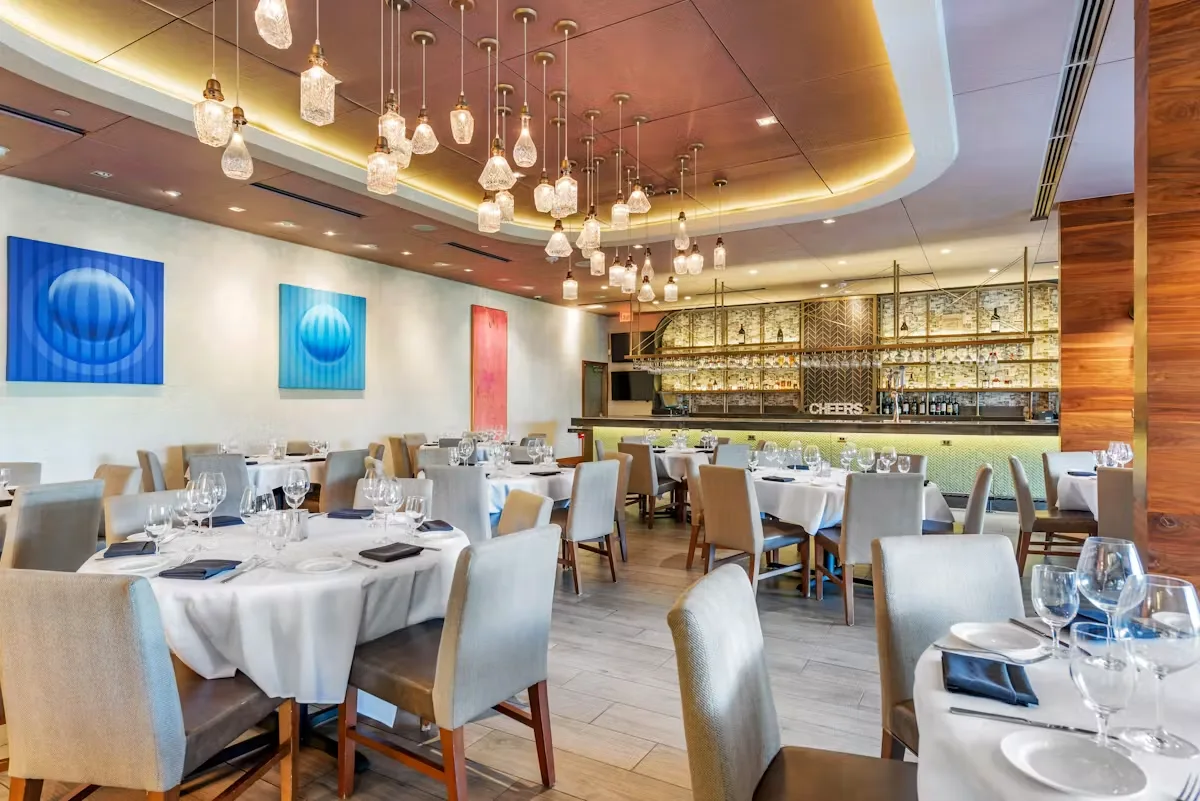 Del Frisco's Double Eagle Steakhouse — photo 17