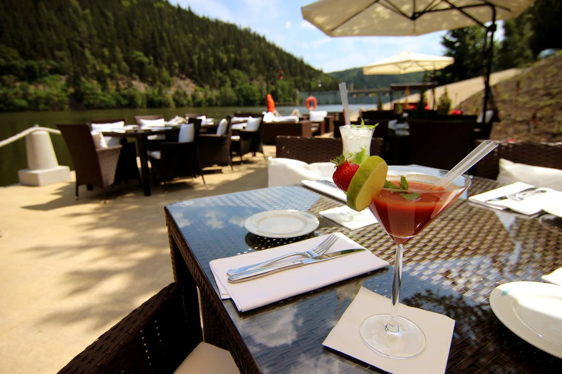 Elements Restaurant — atmosphere