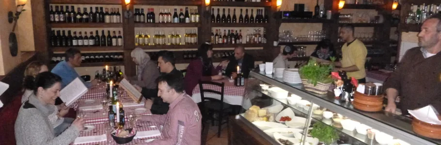 Trattoria Su e Giù — atmosphere