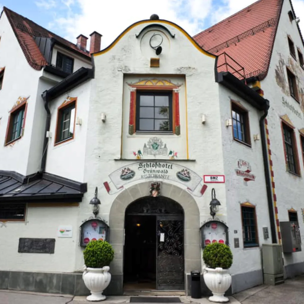 Schlosshotel Grünwald Ristorante — photo 39