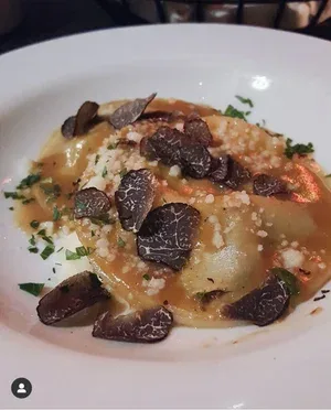 Henry's End — food
