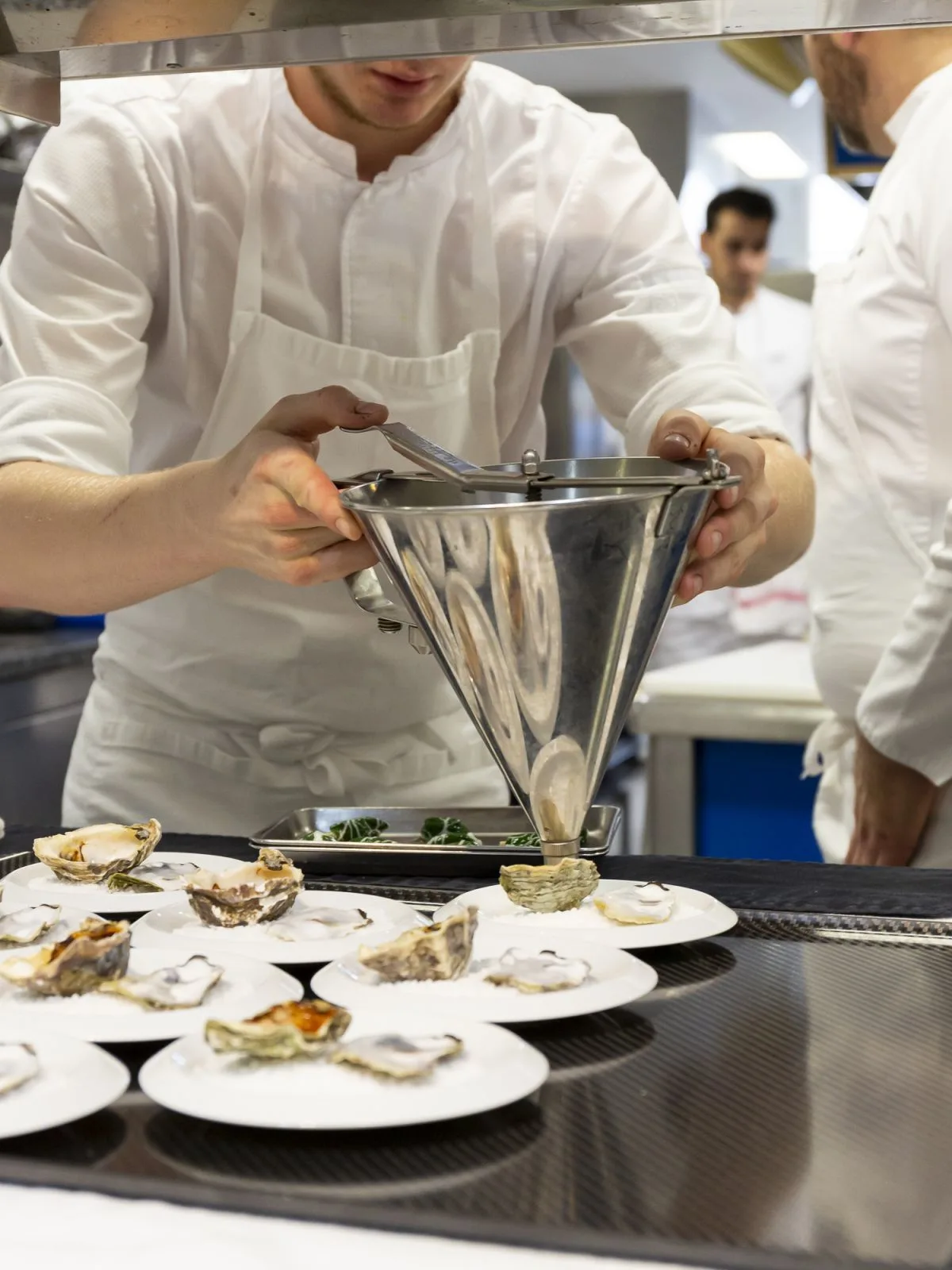 La Table de Pavie — kitchen