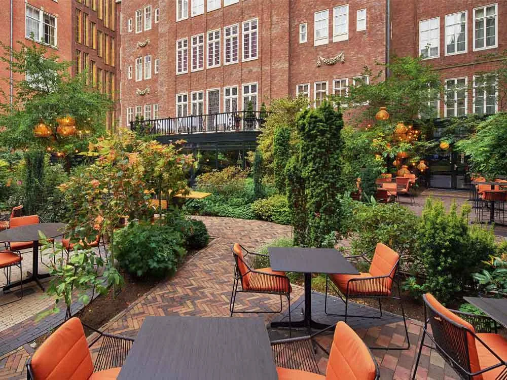 Oriole Garden Bistro — photo 25