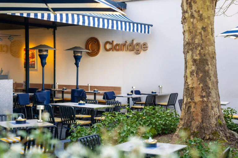Le Claridge — photo 29