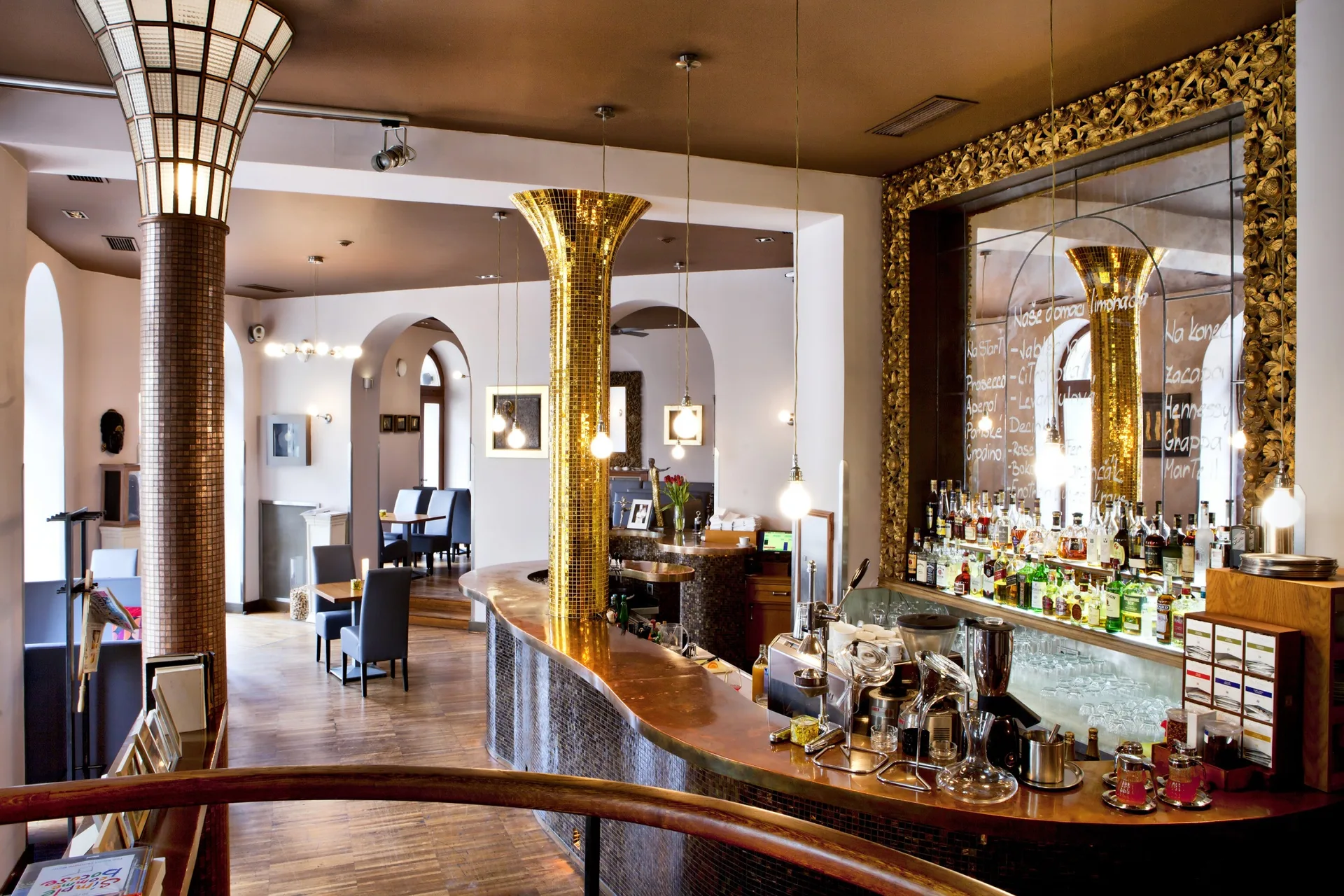 Restaurant Goldie / Boutique hotel Nautilus — photo 54