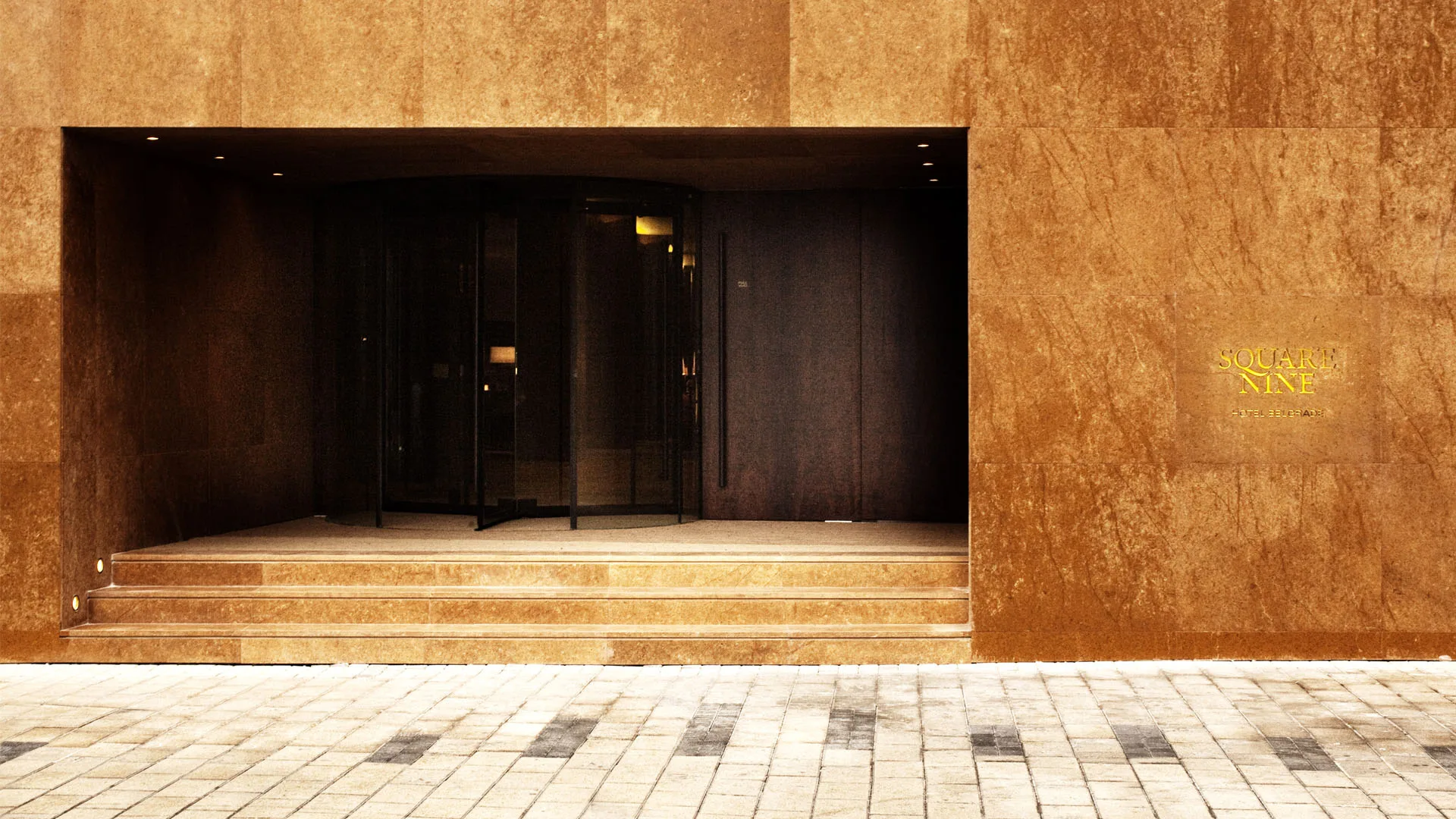 THE SQUARE — photo 5