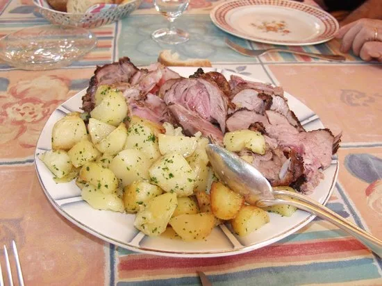 Chez Séraphin, Peri