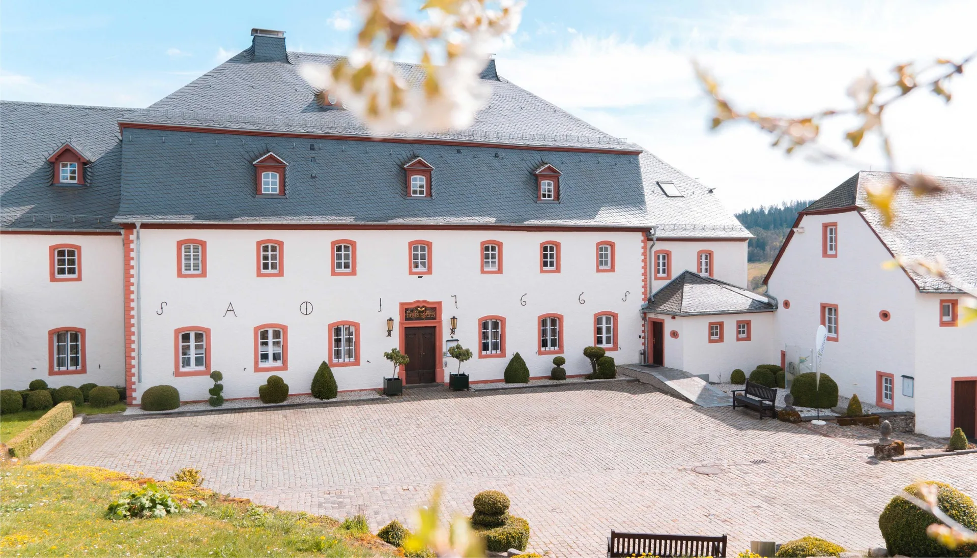 Villa Kronenburg — photo 49