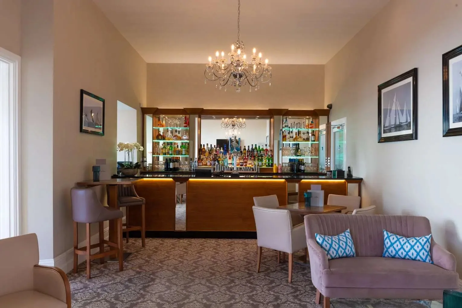 The Restaurant - The Royal Duchy Hotel — photo 46