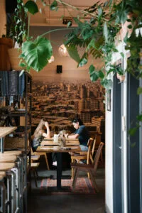 Dobrumba, Budapest