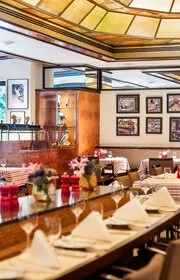 Brasserie Flum — atmosphere