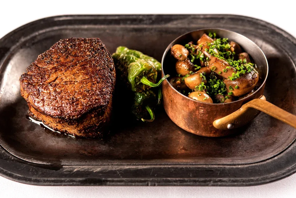 RingSide Steakhouse — photo 37