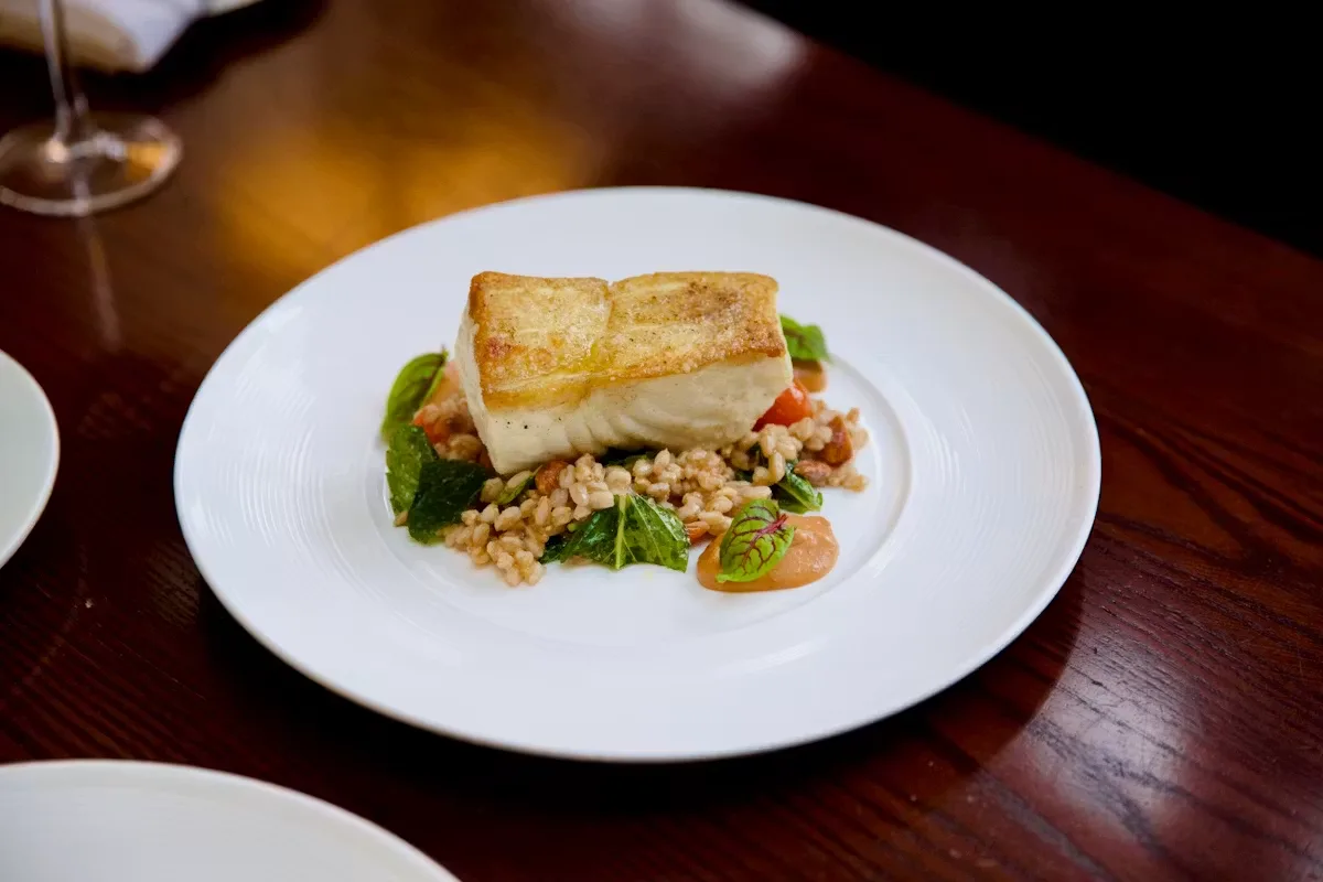 Mirabelle Restaurant & Tavern — photo 15