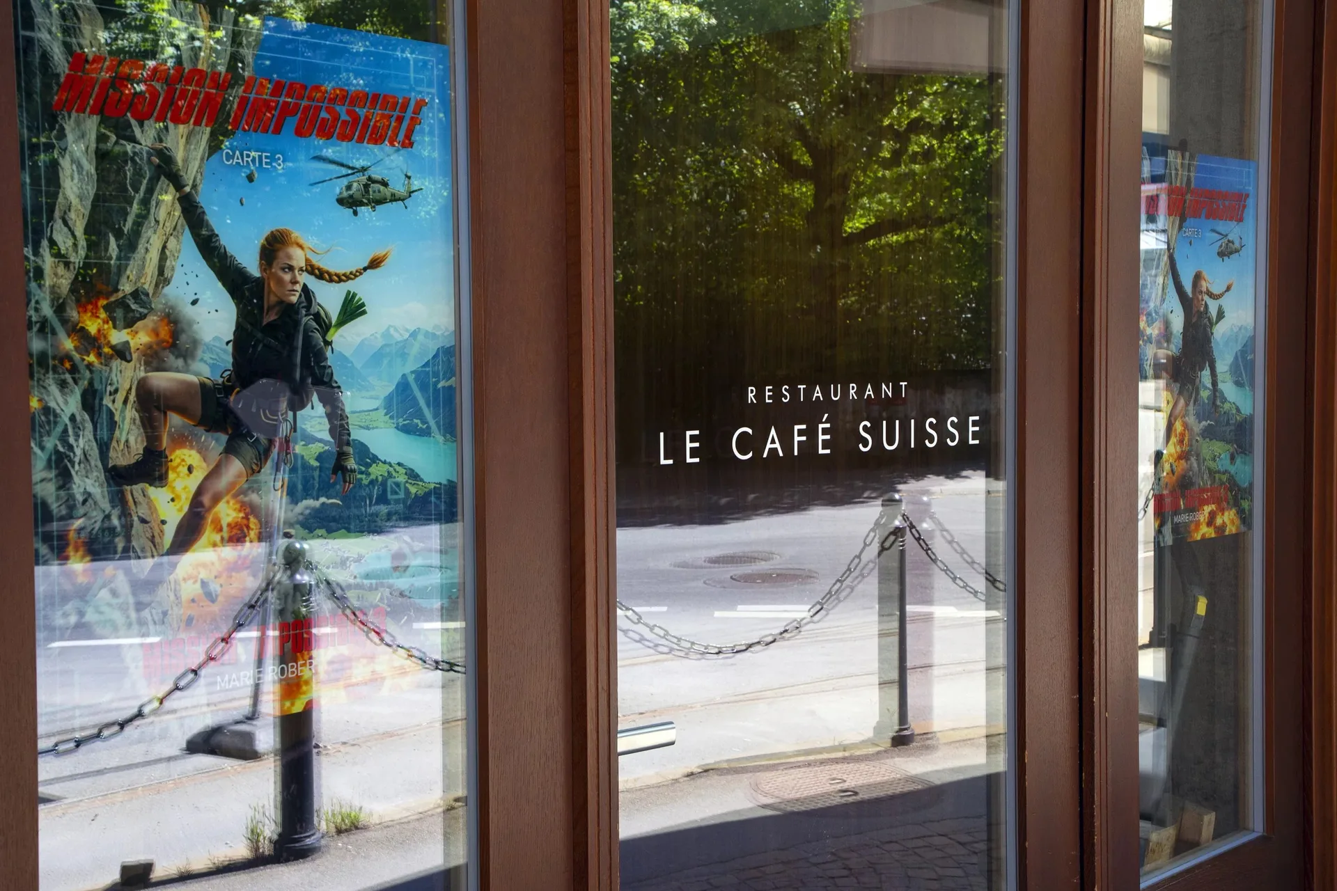 Le Café Suisse — photo 55