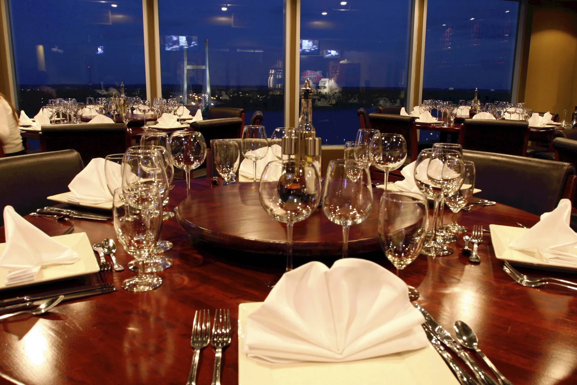 Martini's Grille — atmosphere