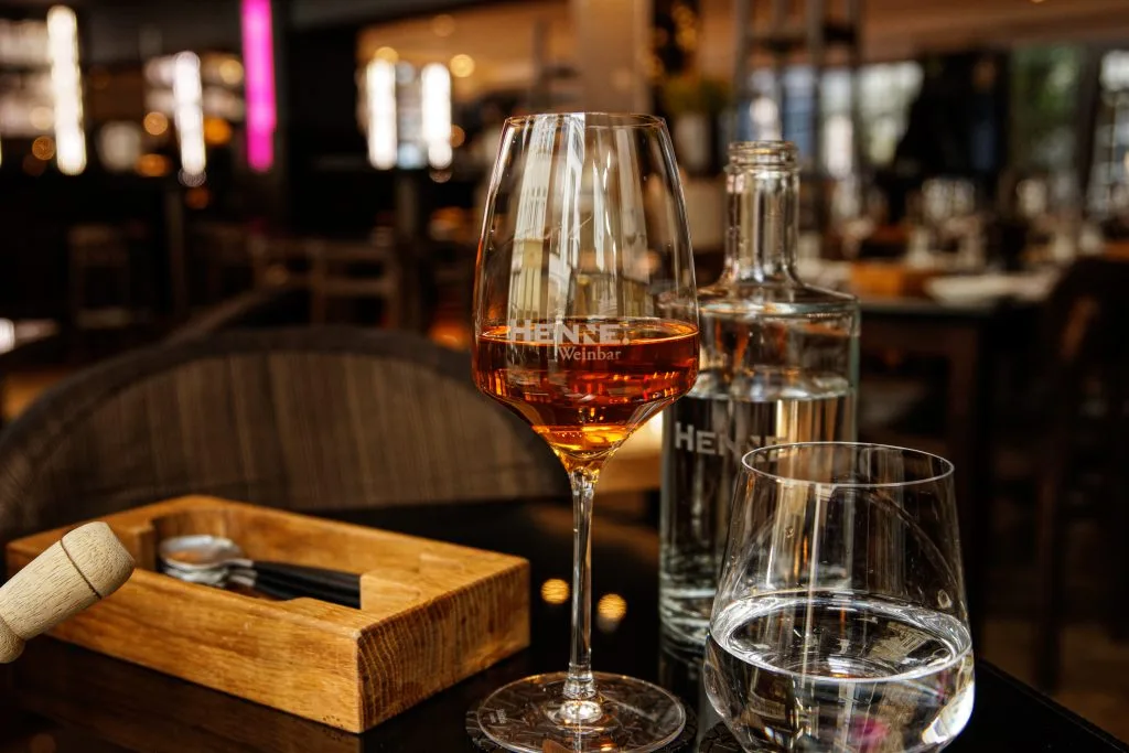 HENNE.Weinbar — photo 4