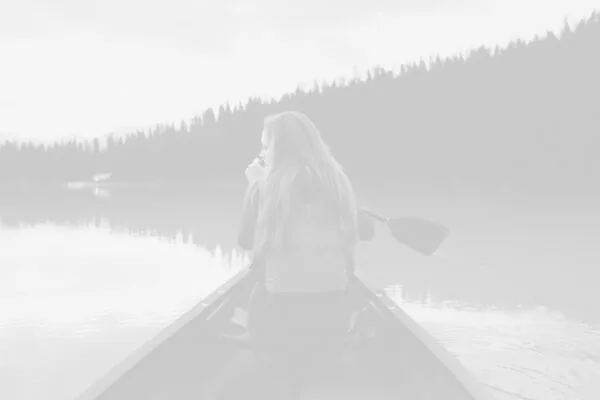 Nni Lausta — atmosphere