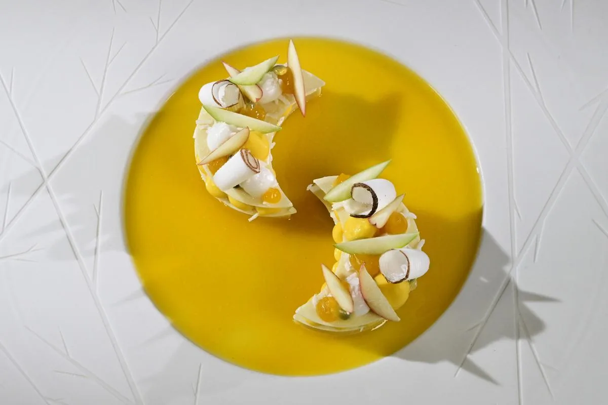 L'Hotel de Ville - Philippe Rochat — food